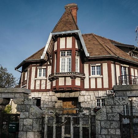 Chambres d'hôtes Apakabar Homestay - parking privé, Netflix, ambiance balinaise, borne de recharge La Rochette  Exterior foto